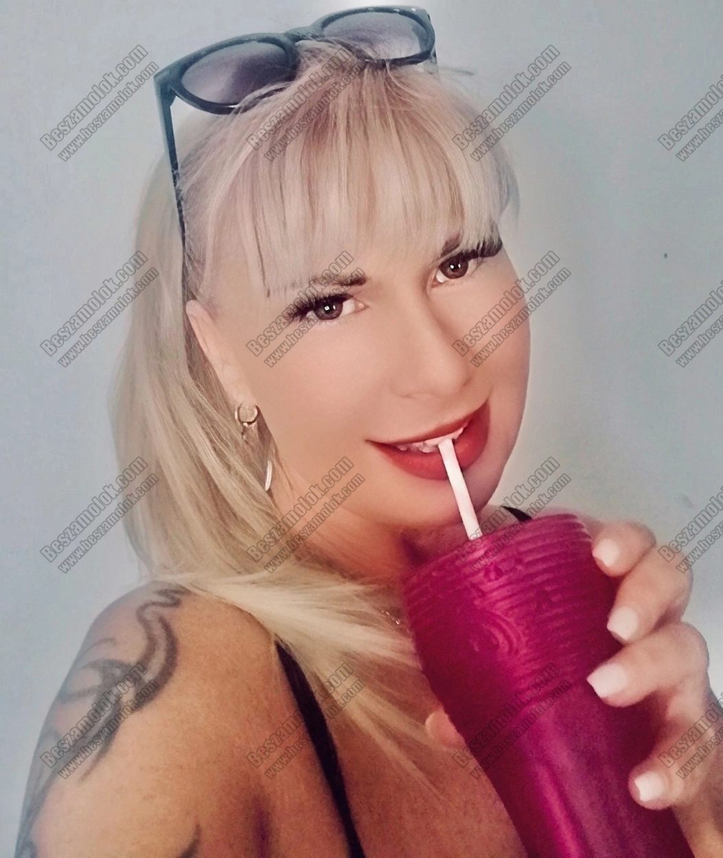 Dóri ESZO masszazs hirdeto kepes profil - eszo-masszazs.hu Dóri - +36 20 453 4927 - ESZO masszazs foto